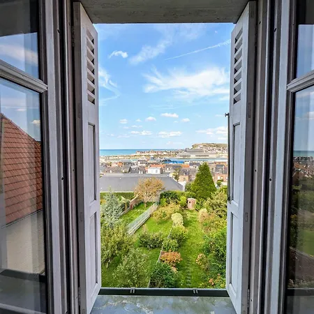 Maison Vue Avec Jardin - Trabendo Le Tréport